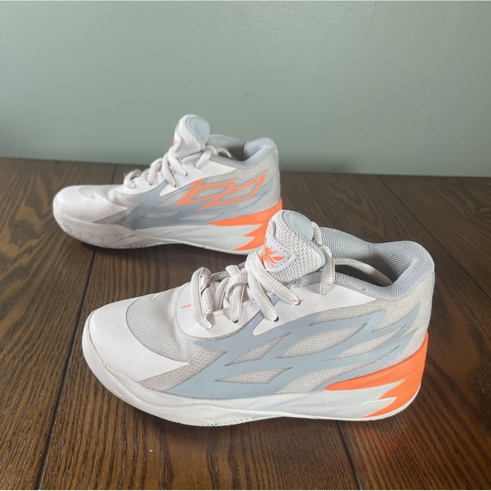PUMA MB.02 Basketball Shoes Kids Size 12C White Gray Athletic Lace Up 391275-02